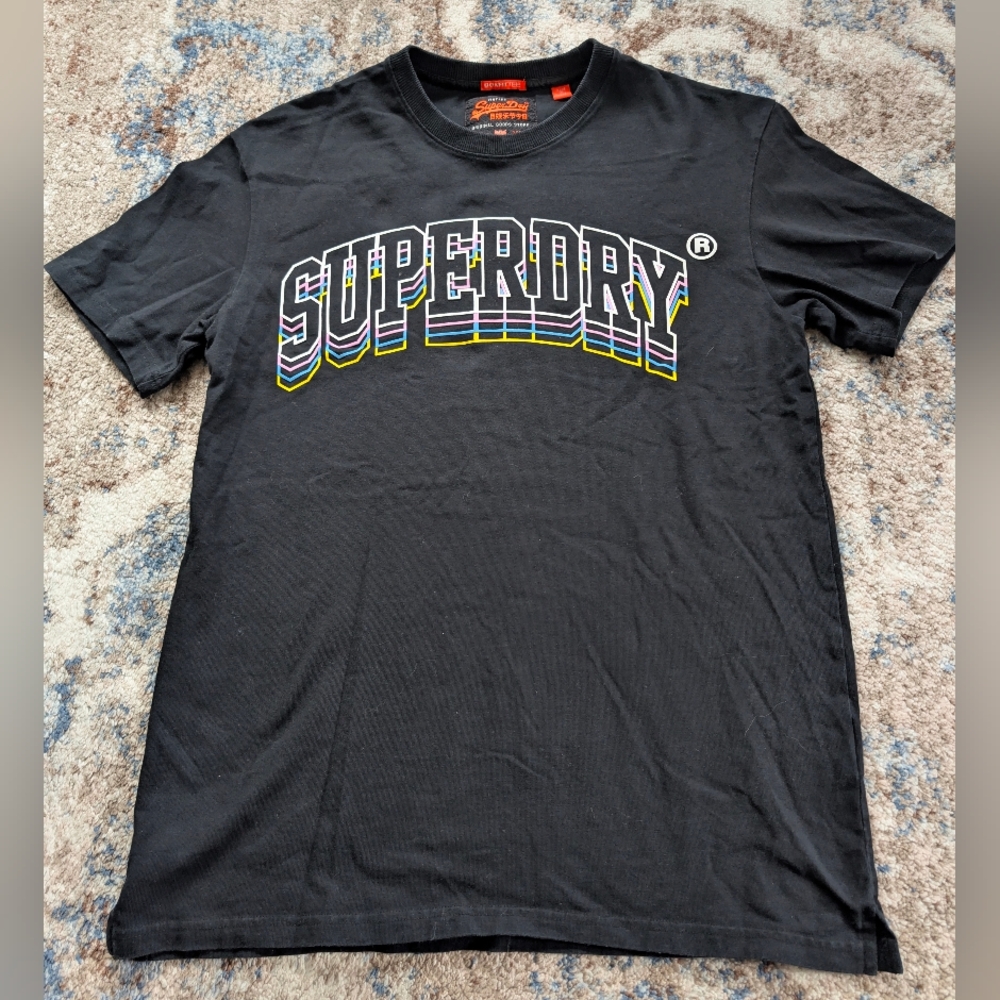 Vintage SuperDry TShirt with Large Logo..